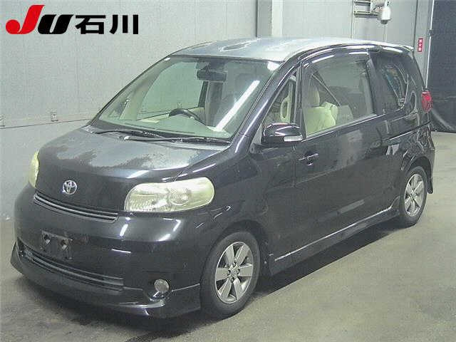 TOYOTA PORTE — фото