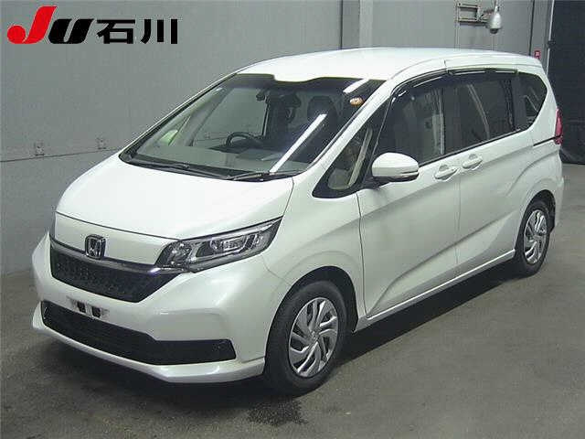 HONDA FREED — фото