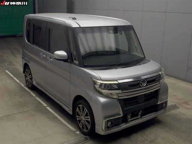 DAIHATSU TANTO — фото