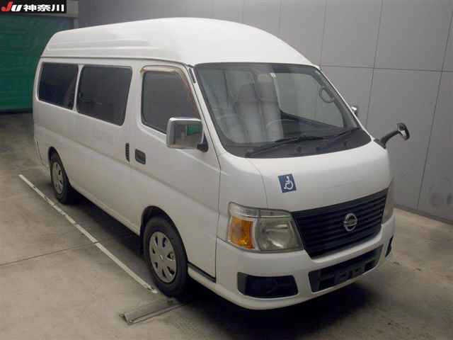 NISSAN CARAVAN — фото