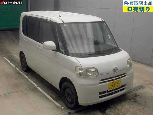 DAIHATSU TANTO — фото