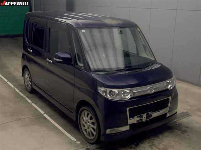 DAIHATSU TANTO — фото
