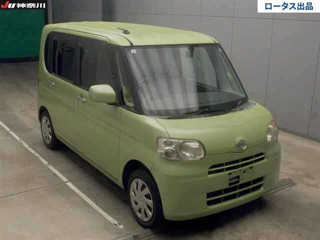 DAIHATSU TANTO — фото