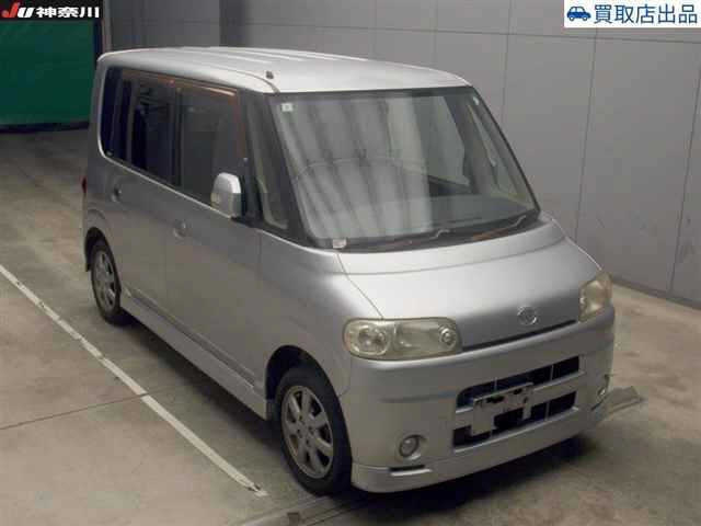 DAIHATSU TANTO — фото