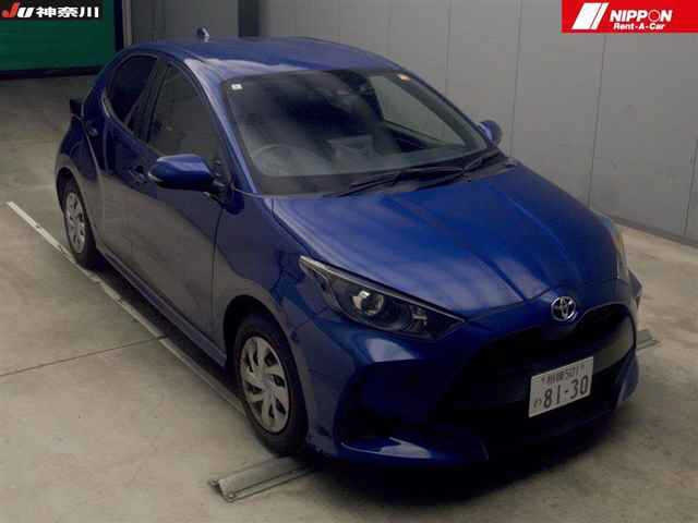 TOYOTA YARIS — фото