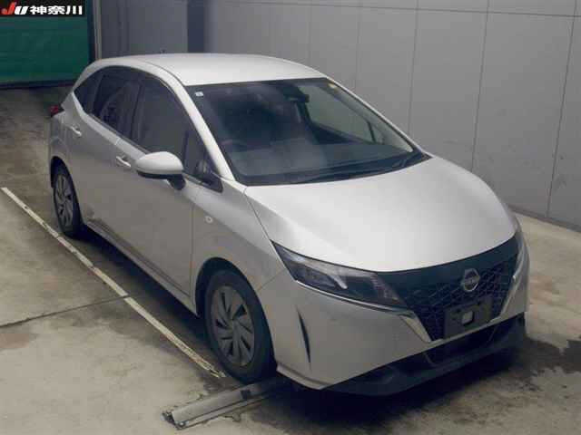NISSAN NOTE — фото