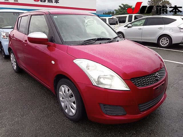 SUZUKI SWIFT — фото