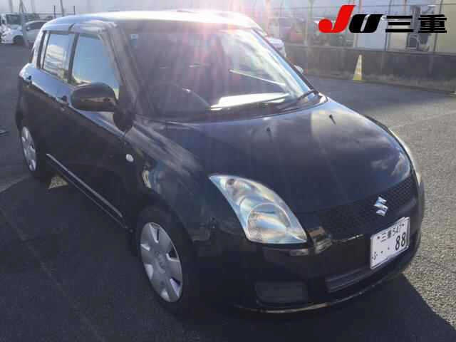 SUZUKI SWIFT — фото