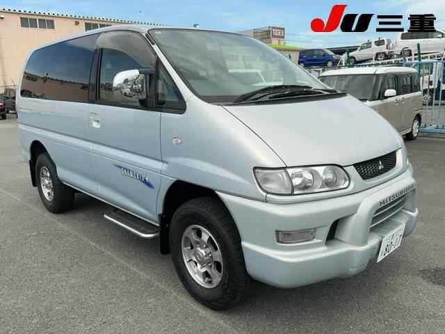 MITSUBISHI DELICA — фото