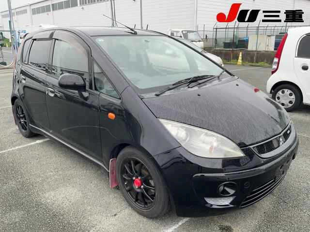 MITSUBISHI COLT — фото
