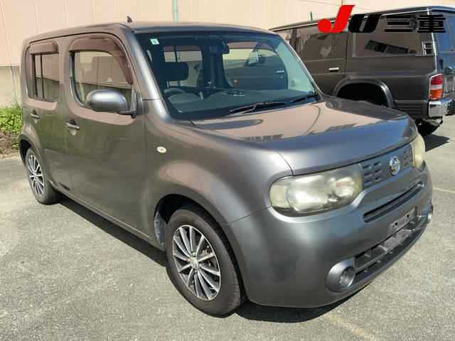 NISSAN CUBE — фото