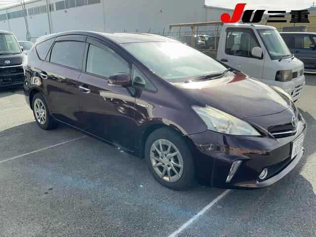 TOYOTA PRIUS — фото