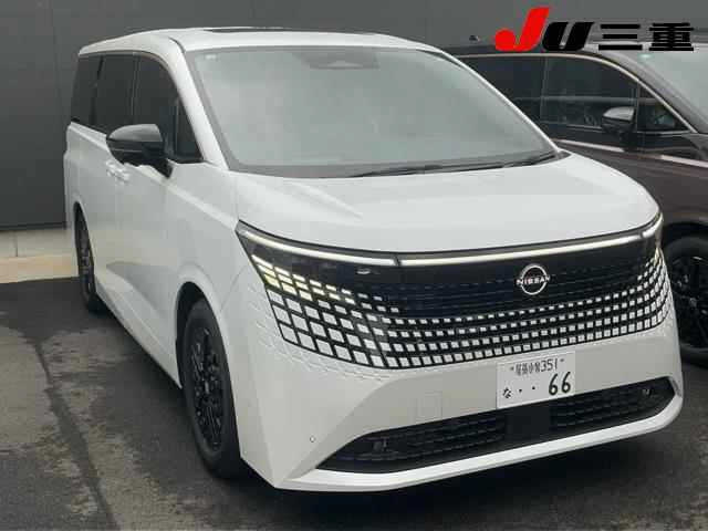 NISSAN ELGRAND — фото