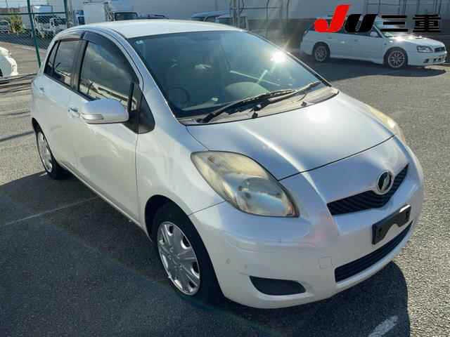 TOYOTA VITZ — фото