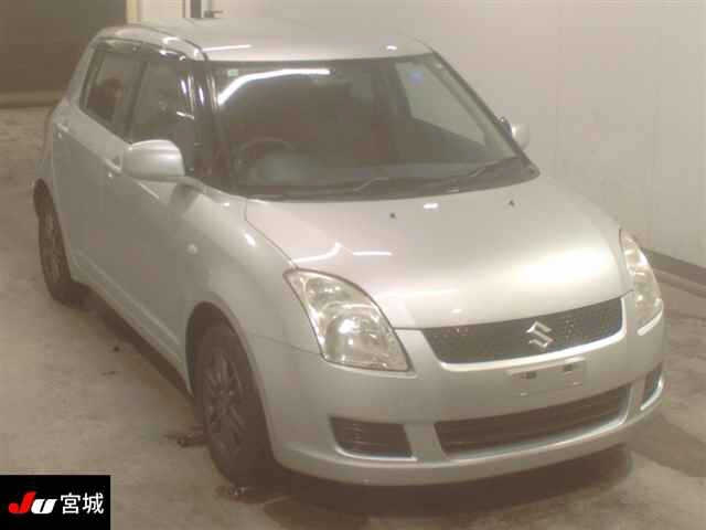 SUZUKI SWIFT — фото