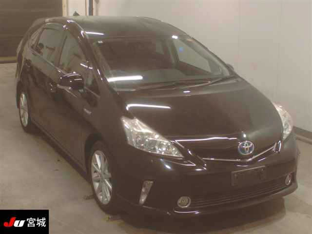 TOYOTA PRIUS — фото