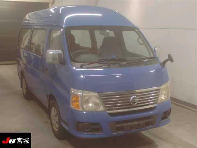 NISSAN CARAVAN — фото