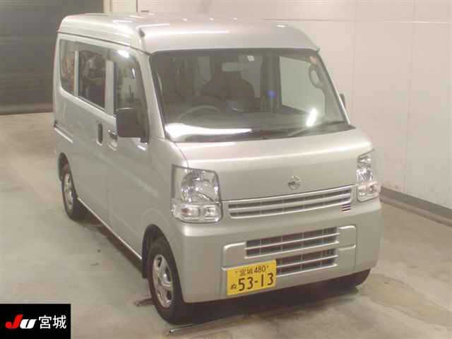 NISSAN CLIPPER — фото