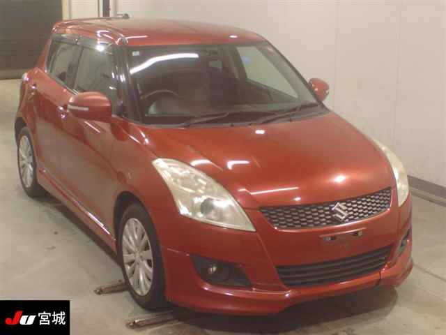 SUZUKI SWIFT — фото