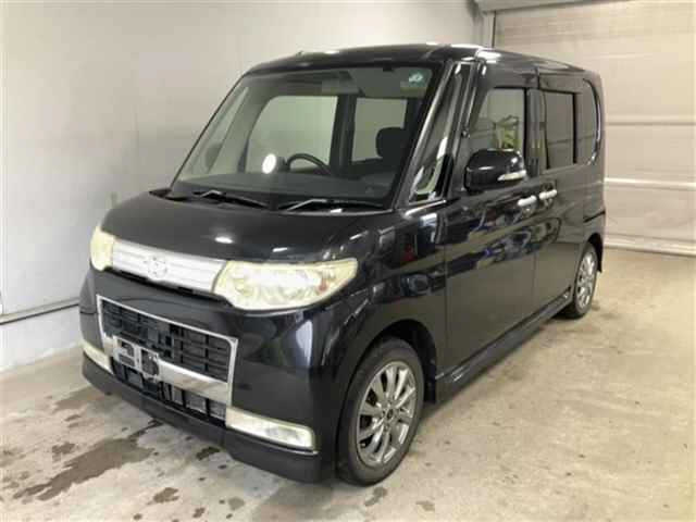 DAIHATSU TANTO — фото