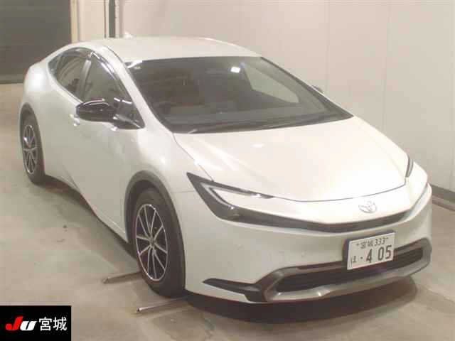 TOYOTA PRIUS — фото