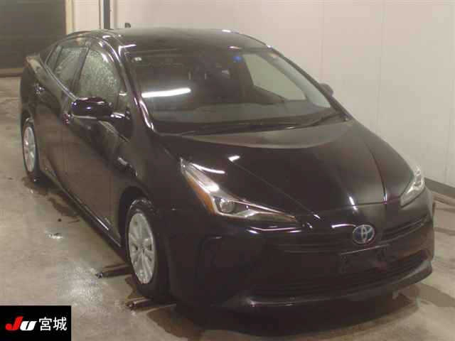 TOYOTA PRIUS — фото