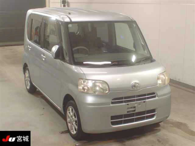 DAIHATSU TANTO — фото