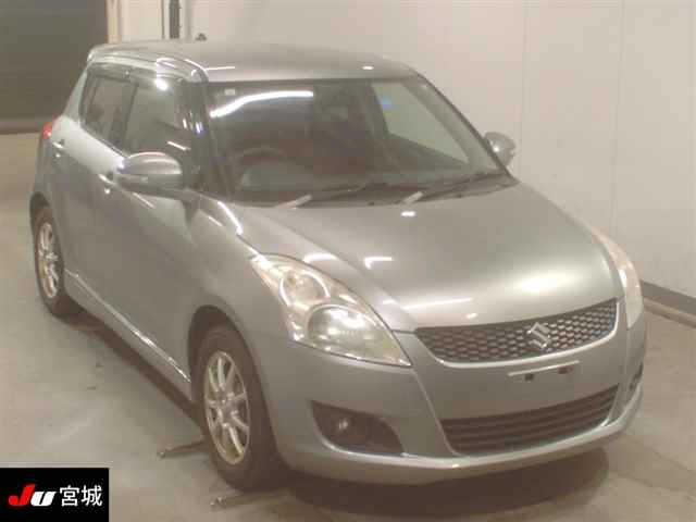 SUZUKI SWIFT — фото