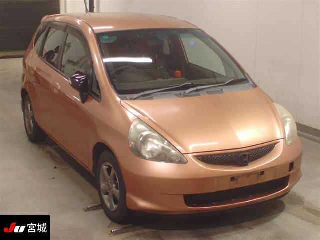 HONDA FIT — фото
