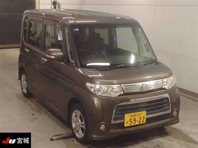 DAIHATSU TANTO — фото