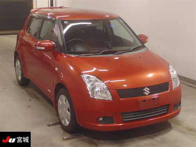 SUZUKI SWIFT — фото