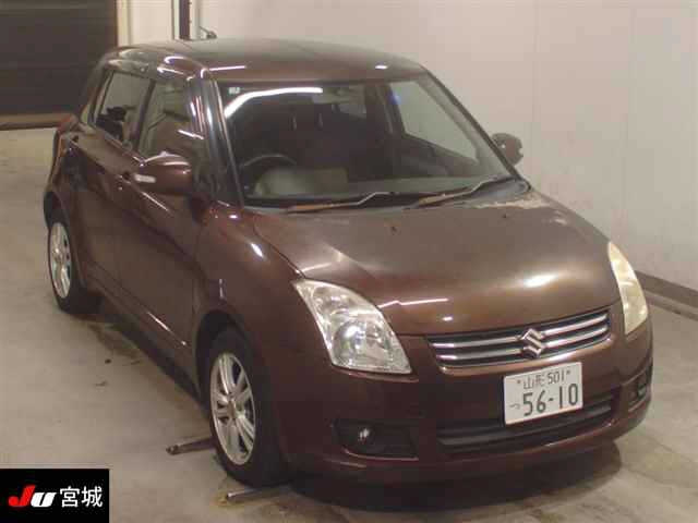 SUZUKI SWIFT — фото