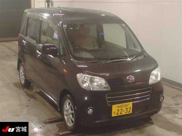 DAIHATSU TANTO — фото