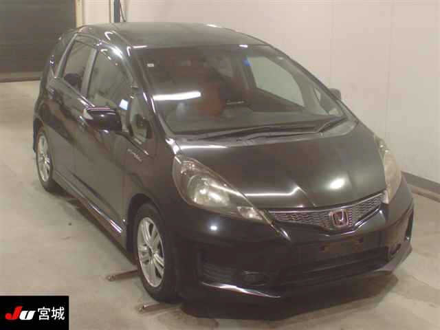 HONDA FIT — фото