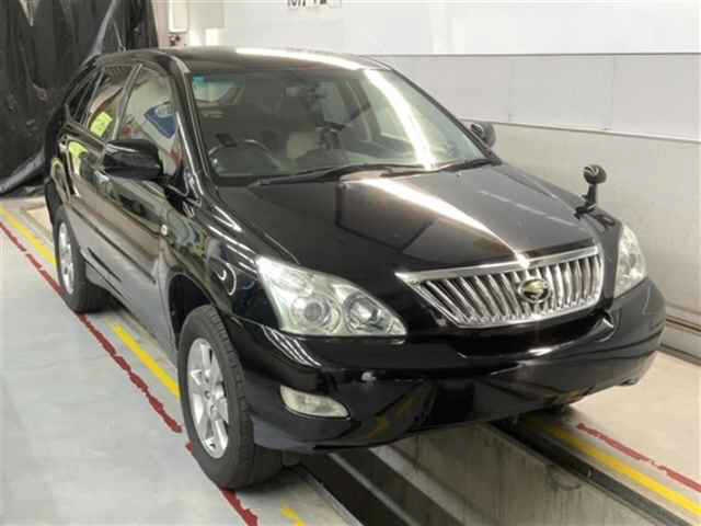 TOYOTA HARRIER — фото