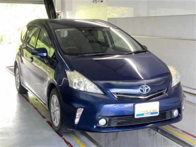 TOYOTA PRIUS — фото