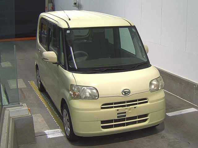 DAIHATSU TANTO — фото