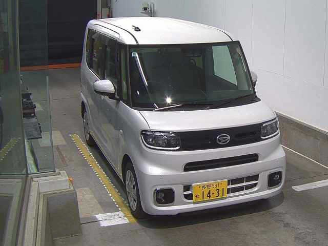 DAIHATSU TANTO — фото