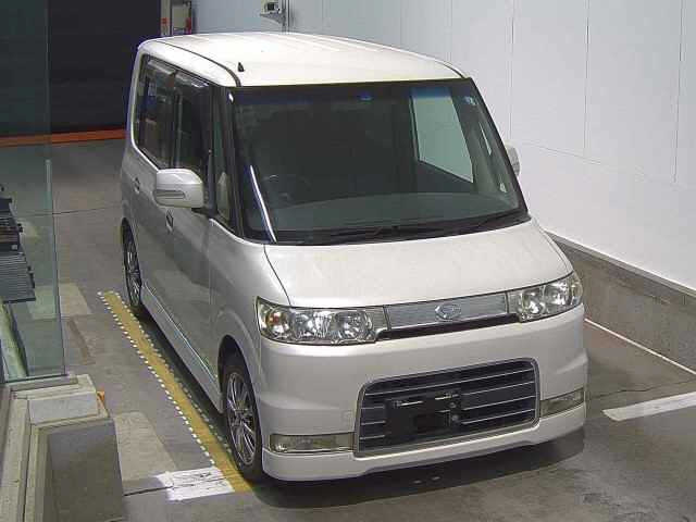 DAIHATSU TANTO — фото