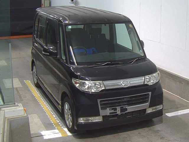 DAIHATSU TANTO — фото