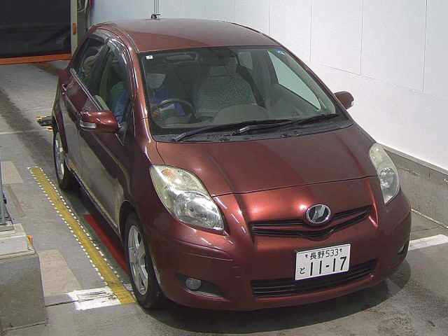 TOYOTA VITZ