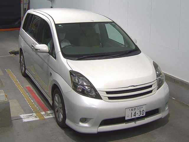 TOYOTA ISIS