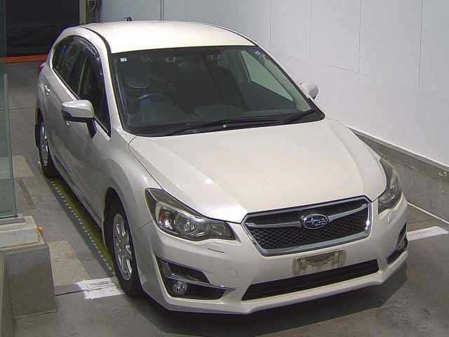 SUBARU IMPREZA — фото