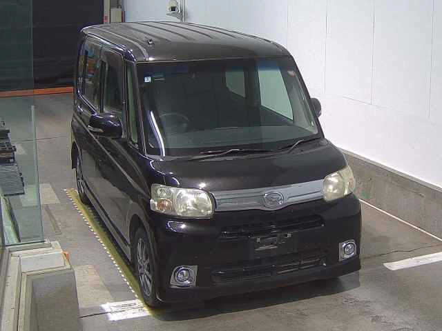 DAIHATSU TANTO — фото