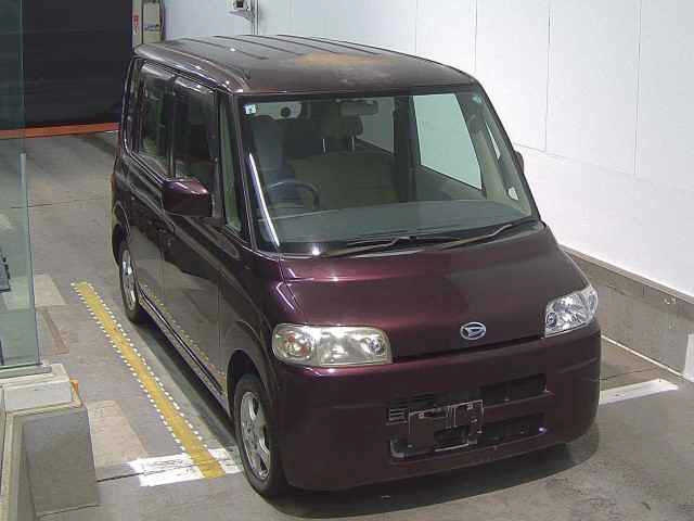 DAIHATSU TANTO — фото