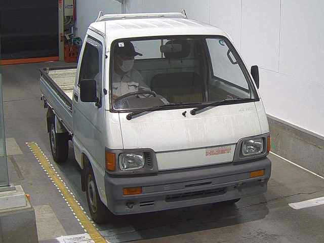 DAIHATSU HIJET — фото