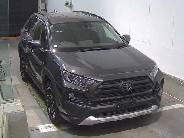TOYOTA RAV4 — фото
