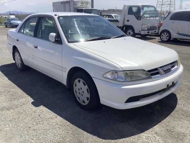 TOYOTA CARINA — фото