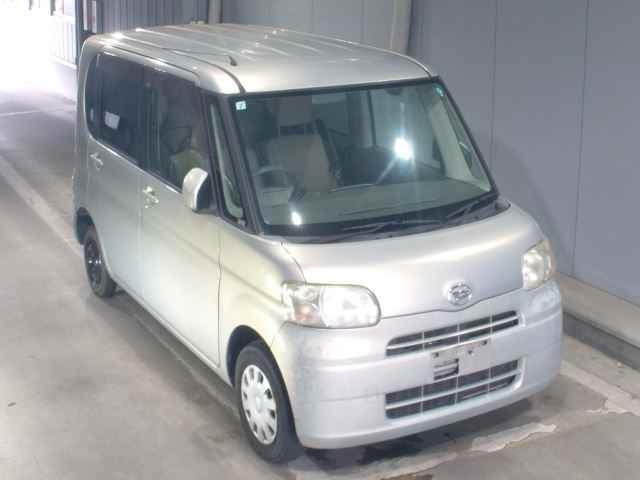 DAIHATSU TANTO — фото