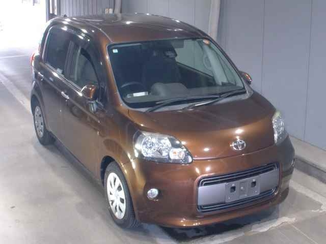 TOYOTA PORTE — фото